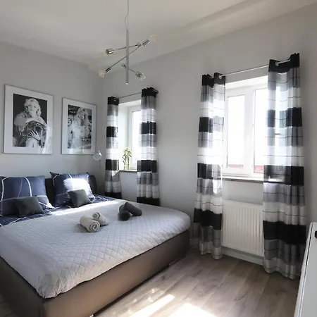 Kopernika Apartmán *